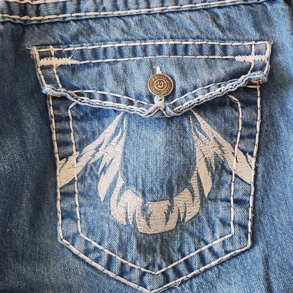 True Religion Shorts Mens 38 Blue Denim Ricky Bermuda Distressed Embroidered USA